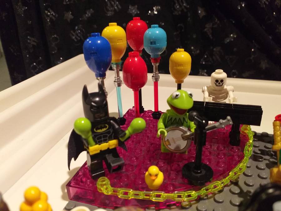 Boldog születésnapot LEGO!