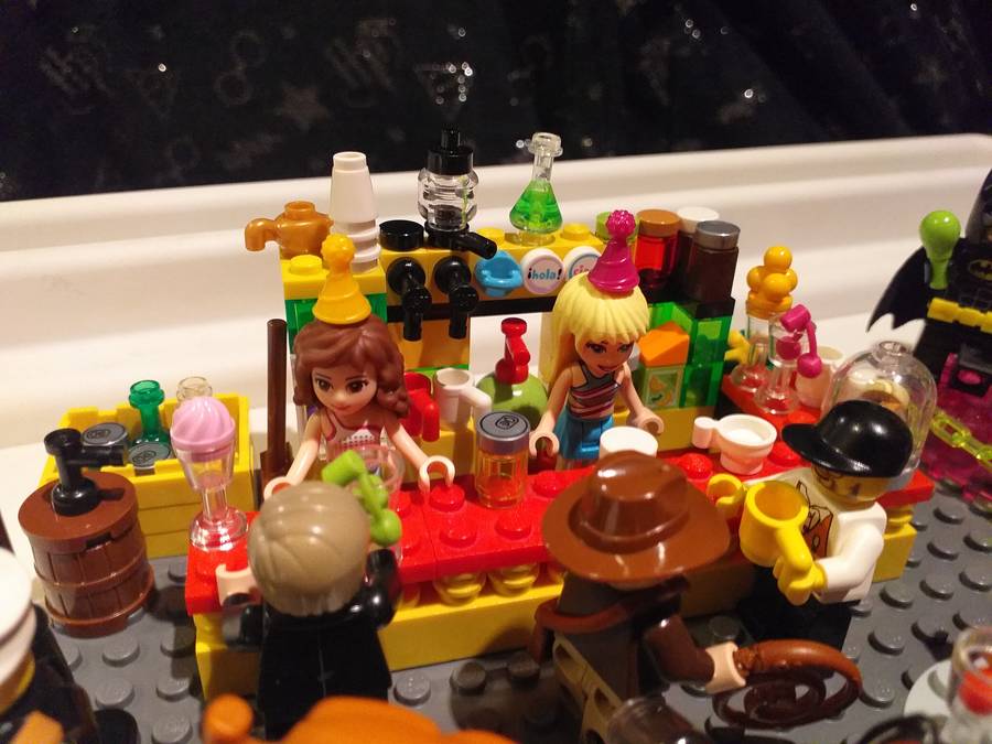 Boldog születésnapot LEGO!