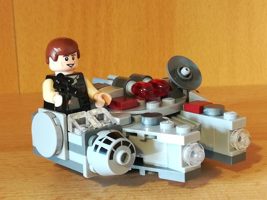 Millennium Falcon Microfighter