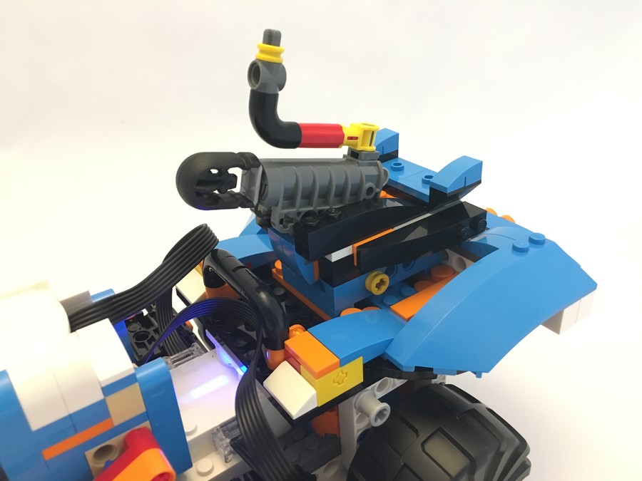 17101 Lego Boost M.T.R. 4-es őrült munkagép