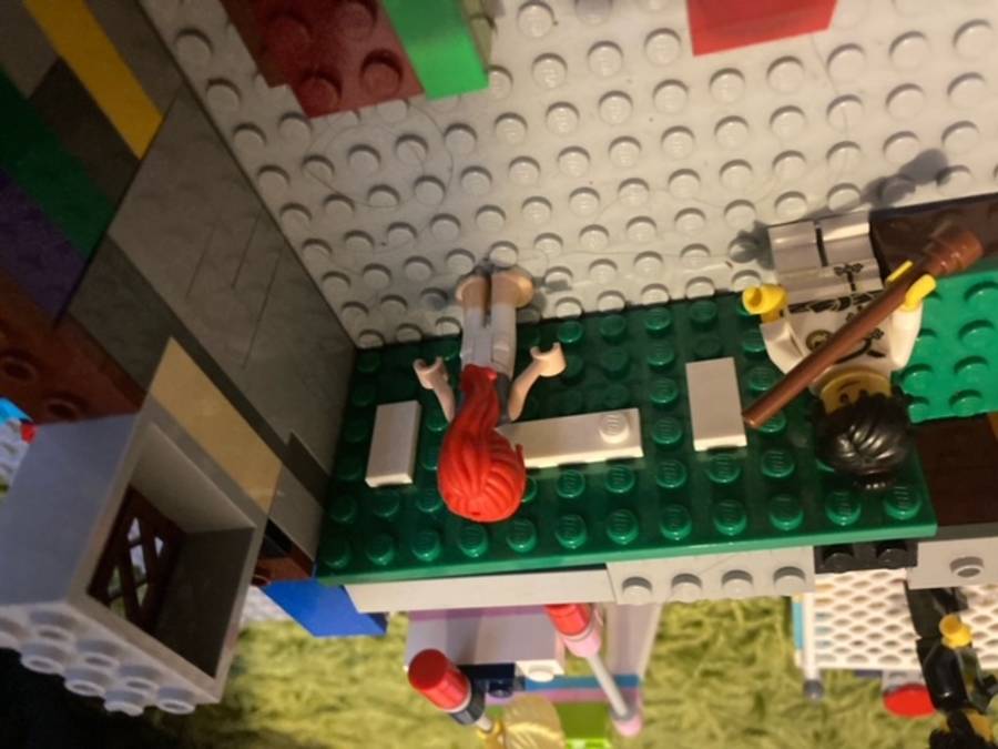 Iskolakezdés legoval