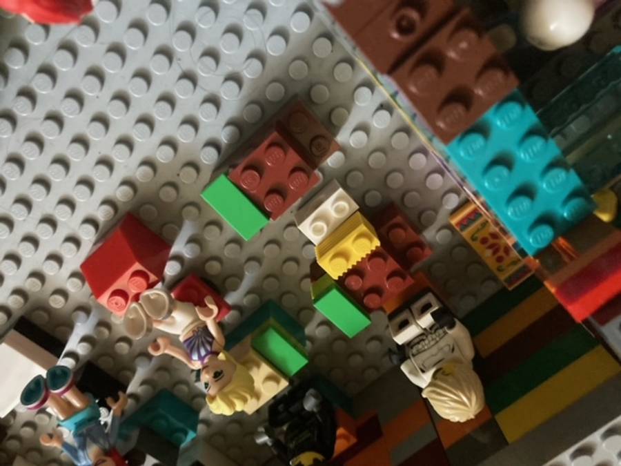 Iskolakezdés legoval