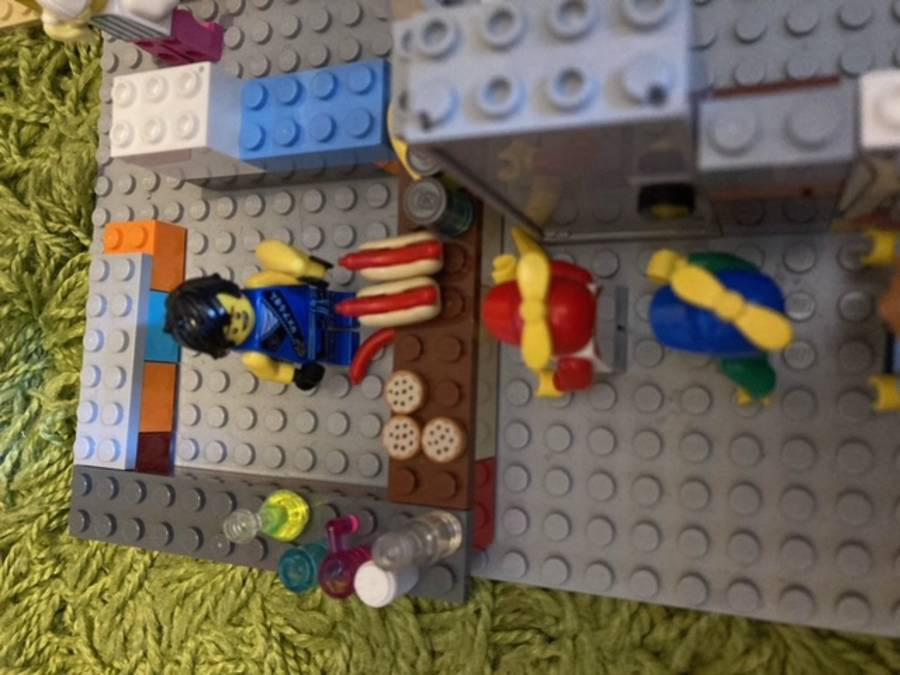 Iskolakezdés legoval