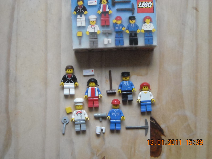 LEGO City Mini-Figure Set 1982