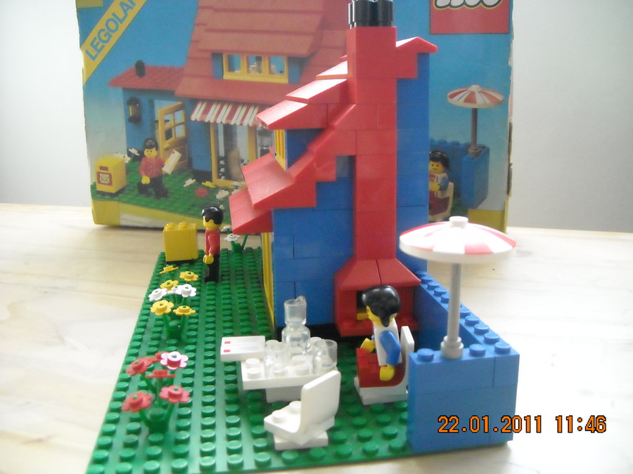 LEGO City Town House 1982