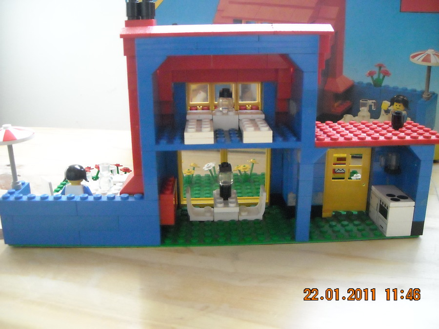 LEGO City Town House 1982