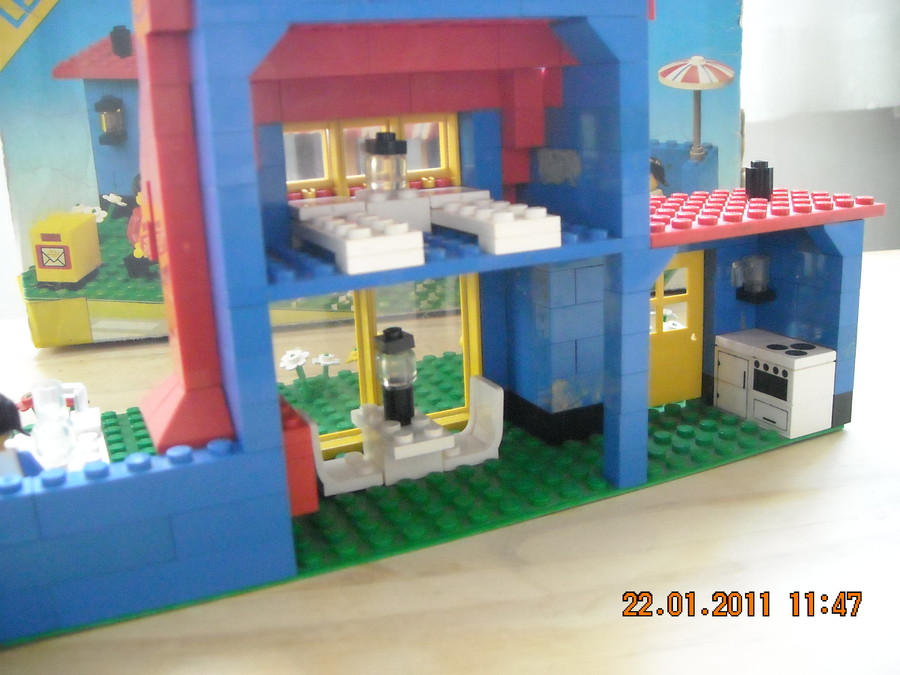 LEGO City Town House 1982