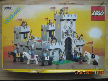 LEGO Castle  6080 King’s Castle  1984