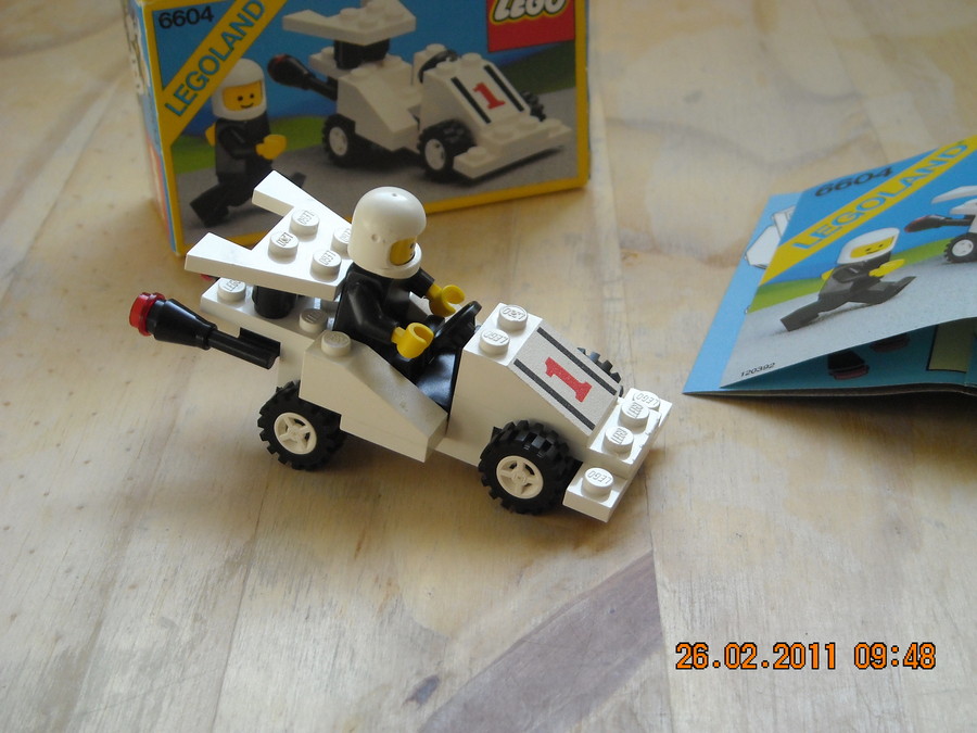 LEGO  City  6604  Formula-1 Racer  1985