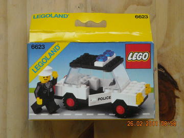 LEGO  City  6623 Police Car 1983