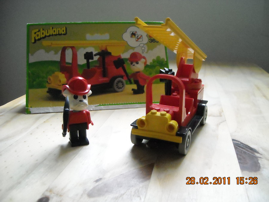 LEGO Fabuland  3638 Buster Bulldog's Fire Engine  1983