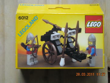 LEGO Castle 6012 Siege Cart   1986