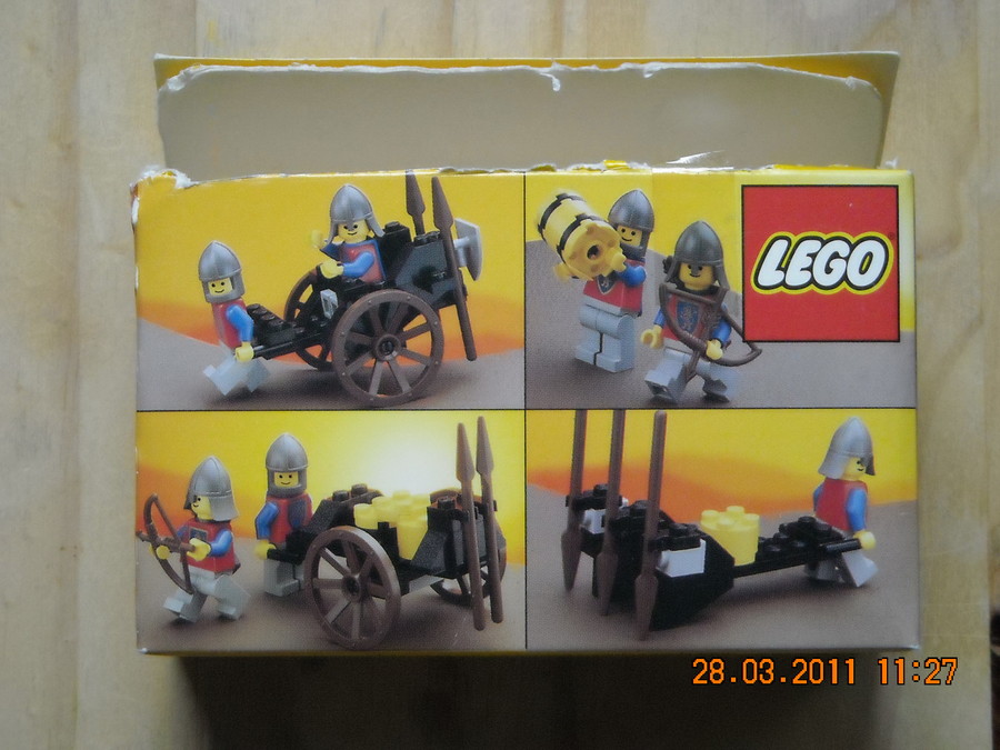 LEGO Castle 6012 Siege Cart   1986