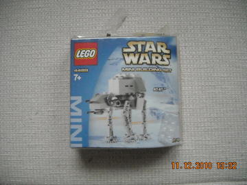 Lego 4489 Star Wars Mini-AT-AT  2003