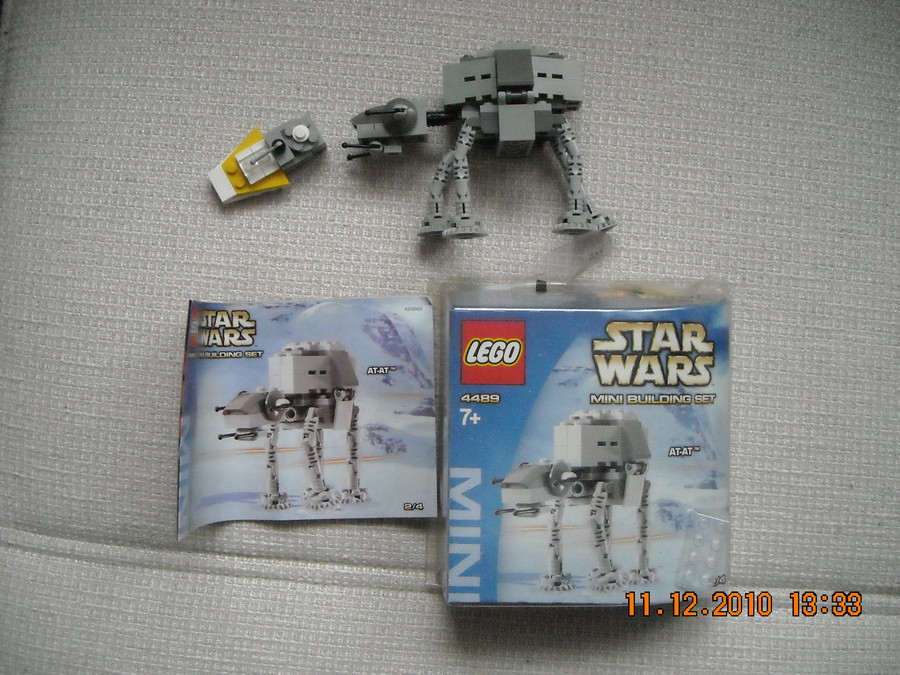 Lego 4489 Star Wars Mini-AT-AT  2003