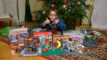Karácsonyi LEGO-zápor