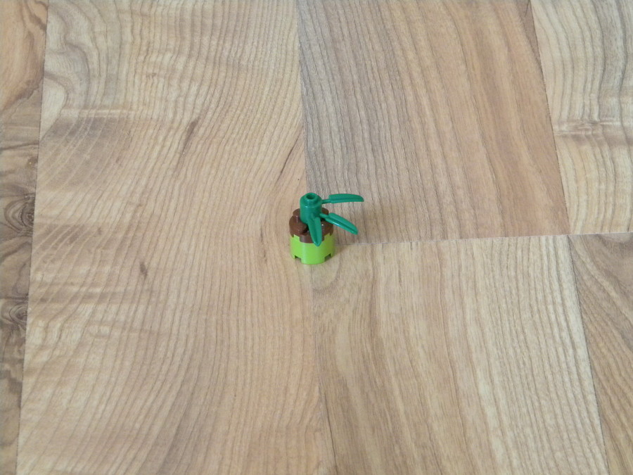 Lego lányok medencéje