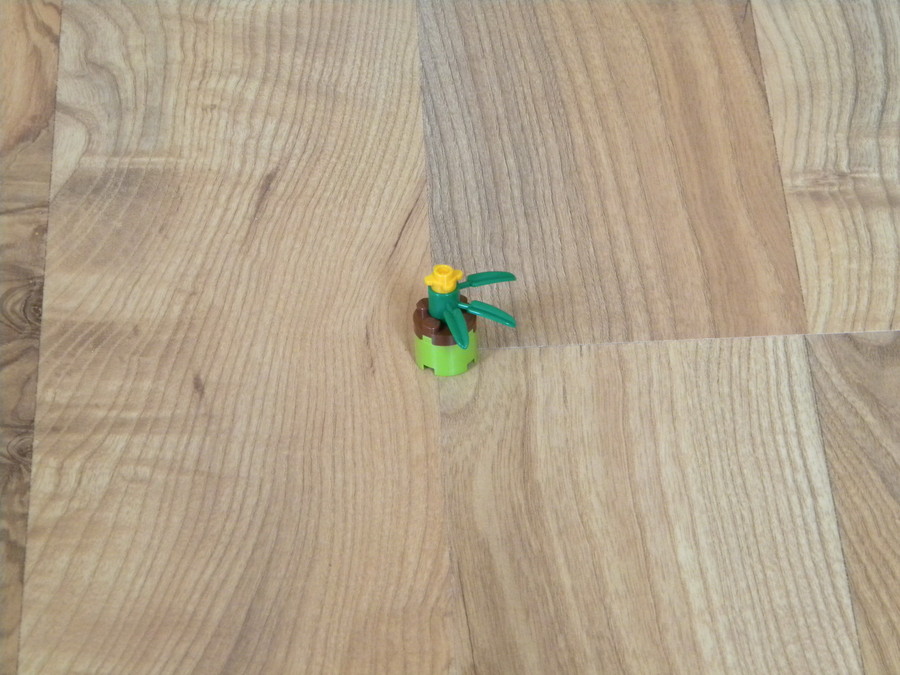 Lego lányok medencéje