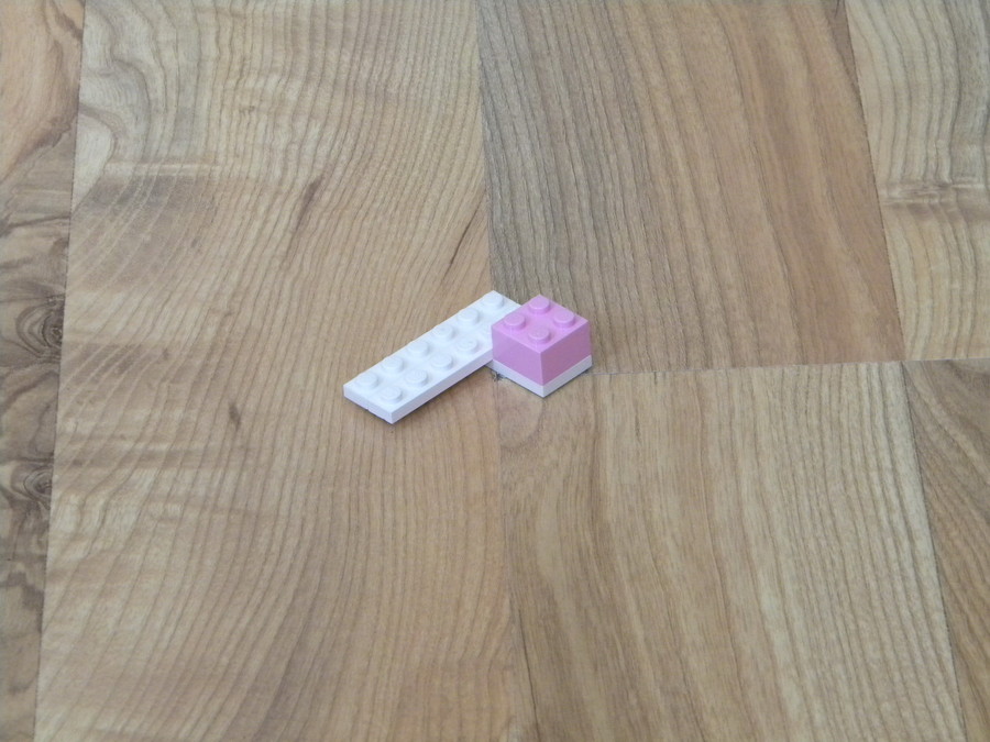 Lego lányok medencéje