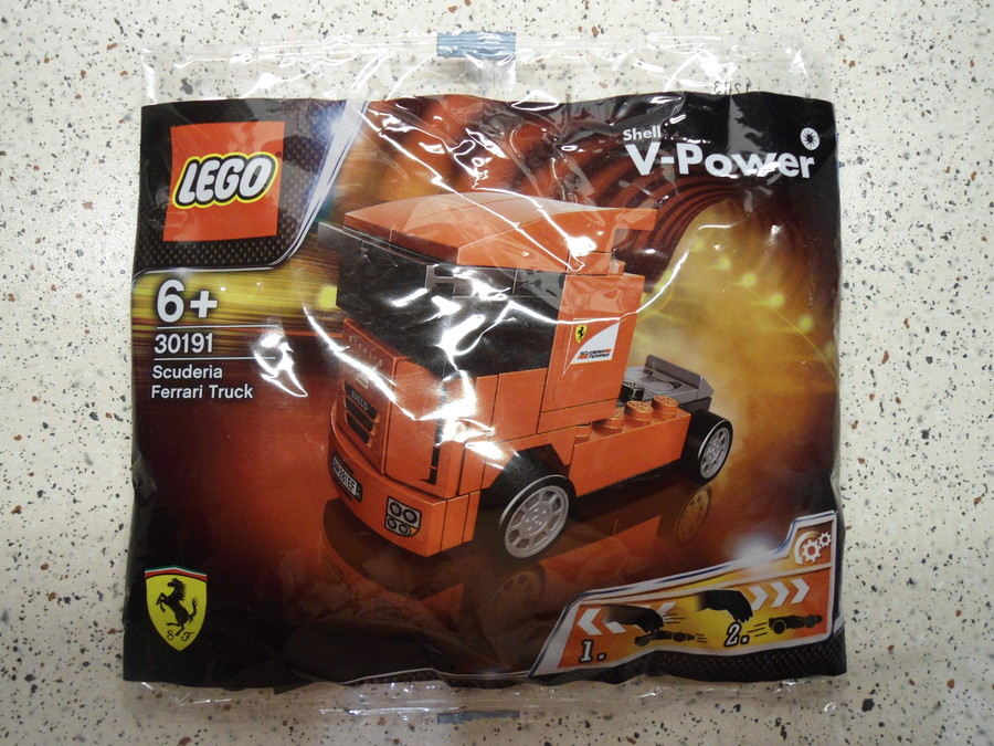 Scuderia Ferrari Truck