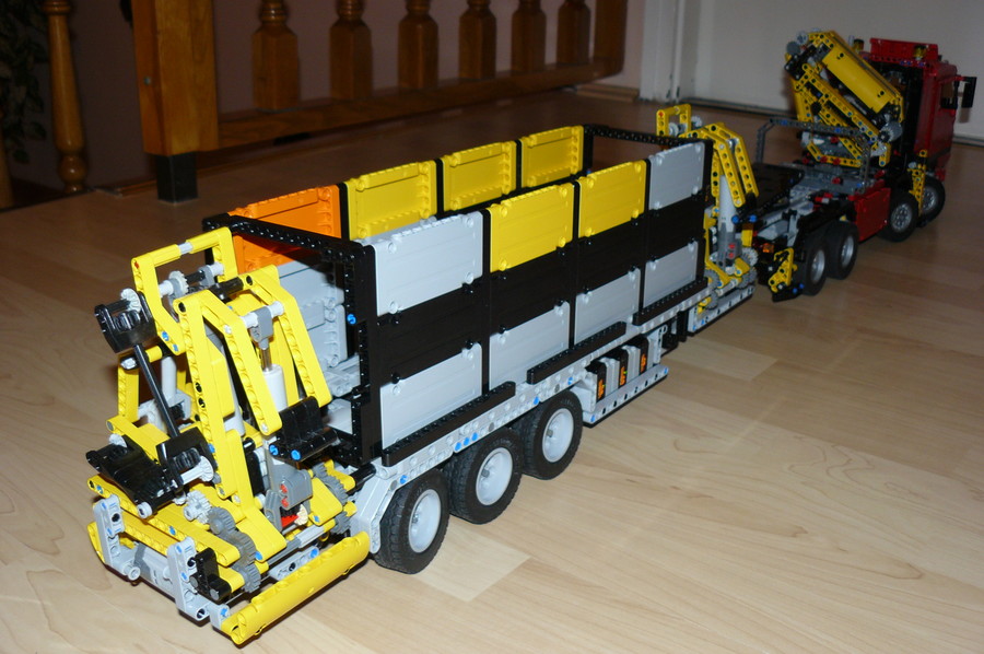 Combilift Container Lifter Replica